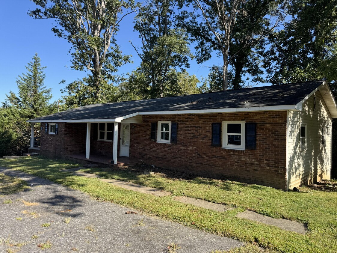 Foto principal - 522 Pine Ave