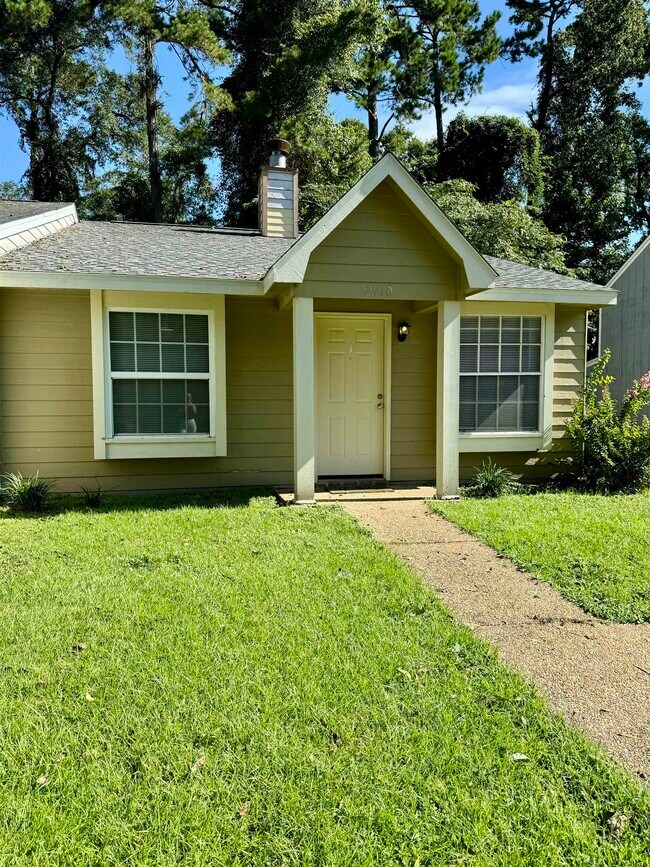 Foto del edificio - 2910 Richview Park Cir W