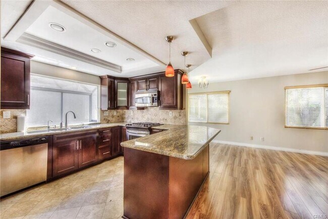 Foto del edificio - 4 bed 3 bath, Renovated SFR in Laguna Niguel