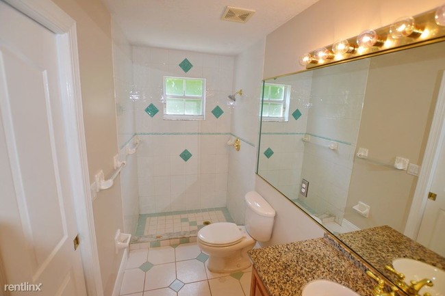 Building Photo - 3281 Palomino Dr