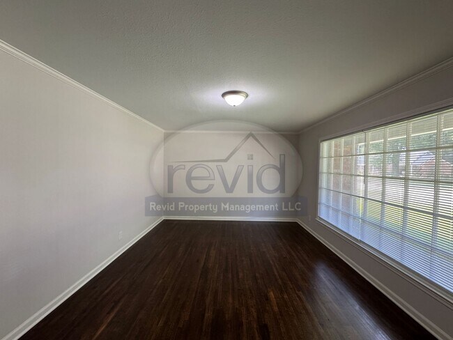 Building Photo - 5467 Derron Ave