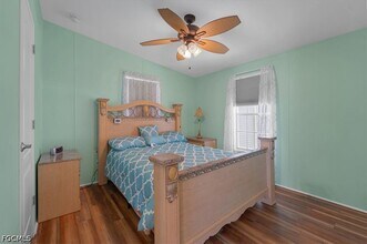 Building Photo - 701 Coral Dr