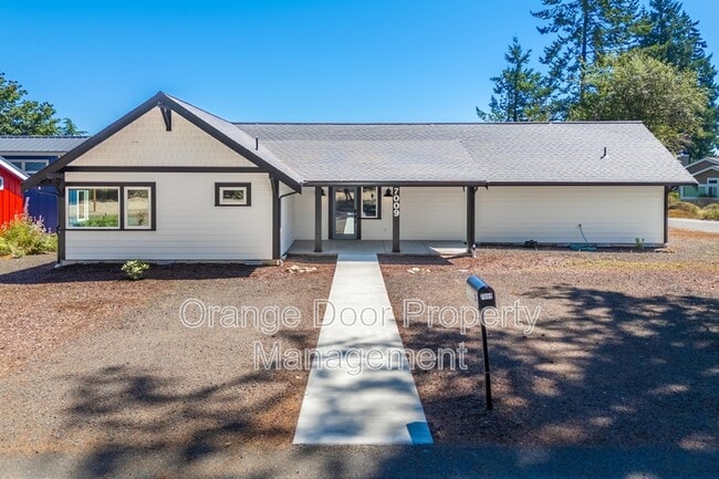 Building Photo - 7009 Stanich Ave