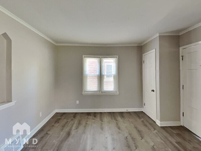 Building Photo - 1082 Lilley Ave