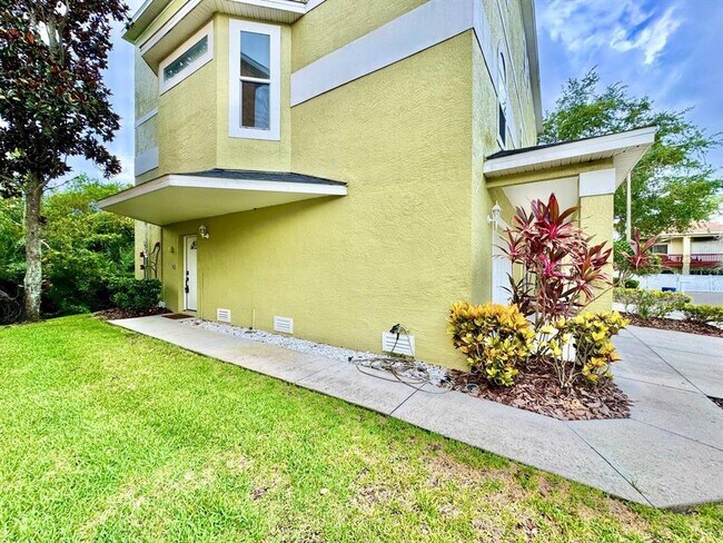 Foto del edificio - 487 Bayou-Village Dr