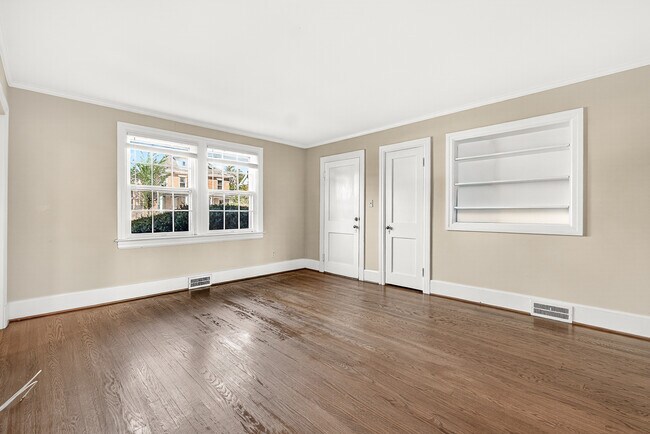 Foto del edificio - 920 N Market St