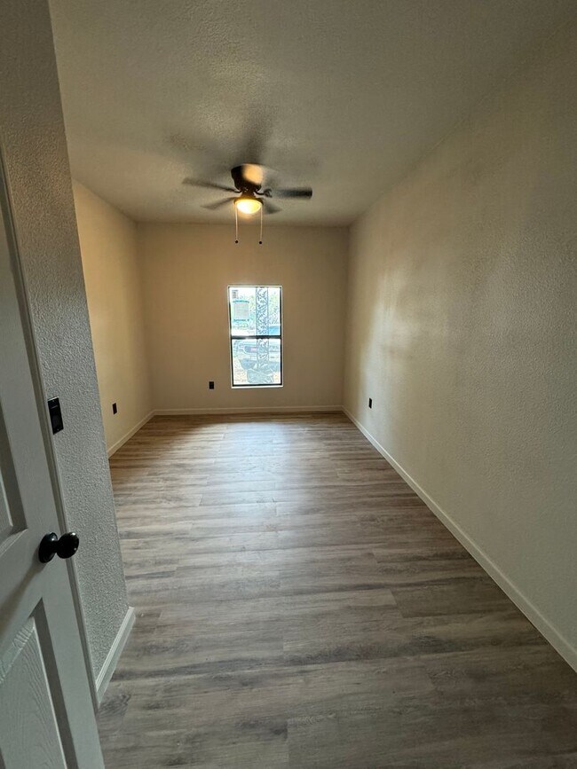 Building Photo - New construction 3 bed 1 bath CHA