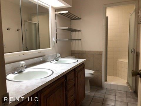 Foto del edificio - 1 br, 1 bath House - 869 West Riverbend Dr.