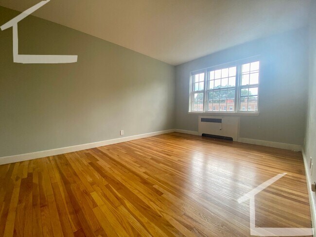 Building Photo - Unique Brookline Apartment