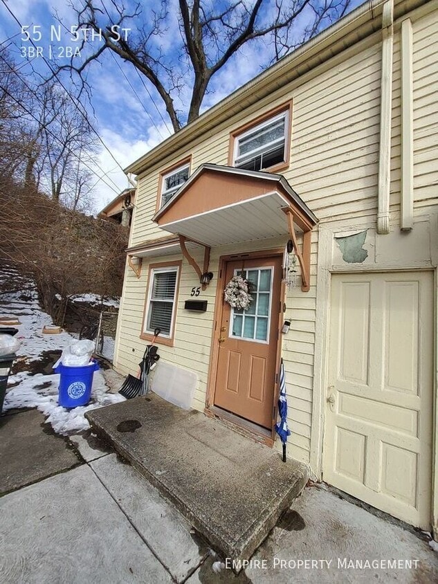 Primary Photo - 55 N 5th St