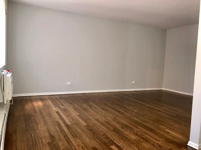 Foto del edificio - 6021 N Winthrop Ave