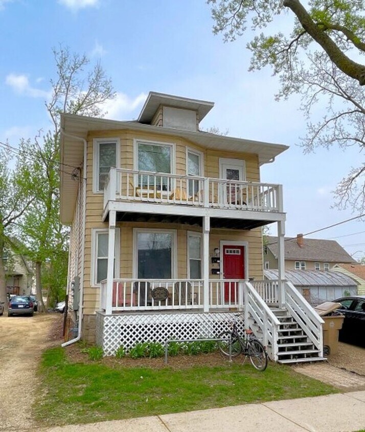 Foto principal - 1114 Milton St