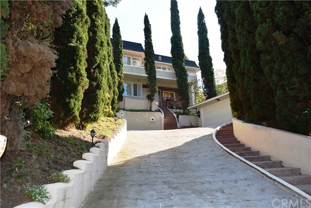 Primary Photo - 10314 Cresta Dr