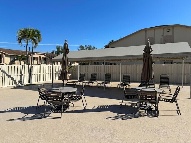 Foto del edificio - 9503 Boca Cove Cir