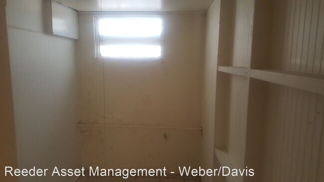 Building Photo - 2736 Madison Ave