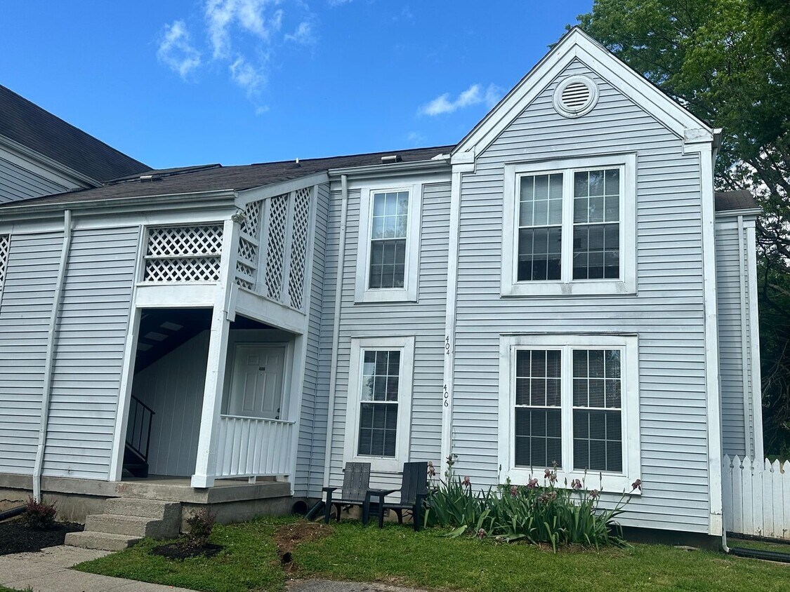 Primary Photo - Cute 3 bed duplex in great Hermitage locat...