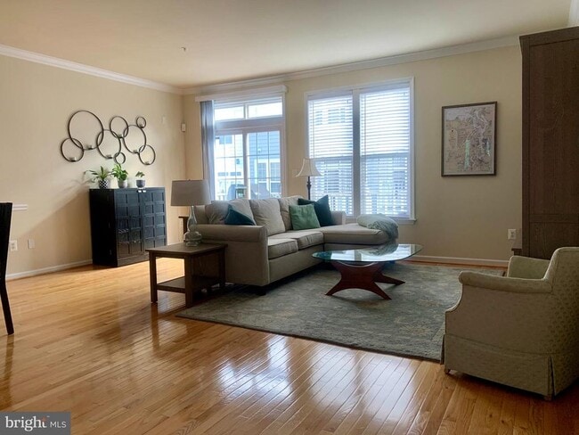 Foto del edificio - 9823 Darcy Forest Dr