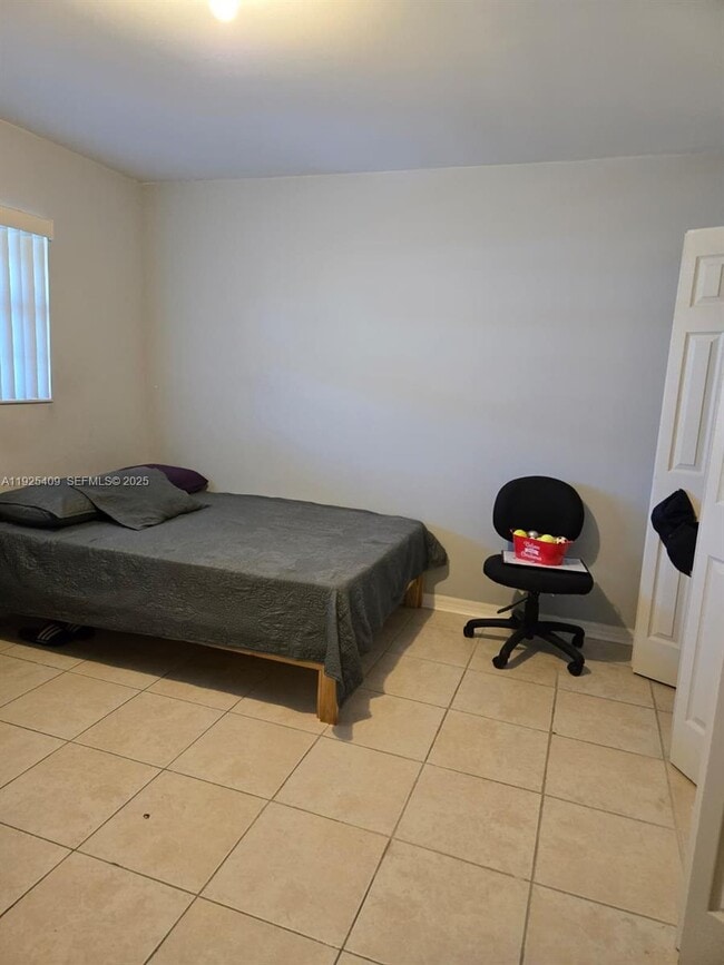 Foto del edificio - 7837 Golf Cir Dr