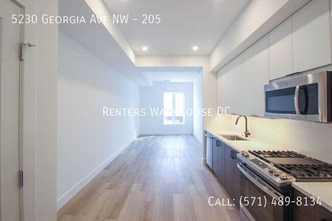 Foto del edificio - 5230 Georgia Ave NW