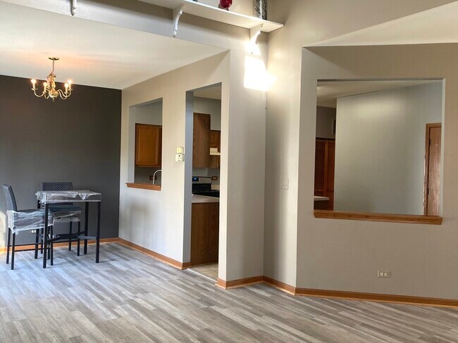 Building Photo - 132 Cammeron Ct