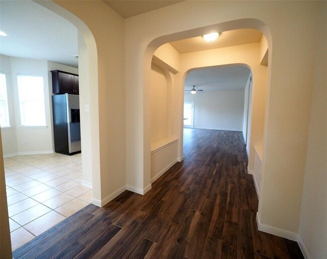 Building Photo - 6139 Galloway Ln