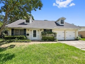 Building Photo - 739 Loganwood Ave