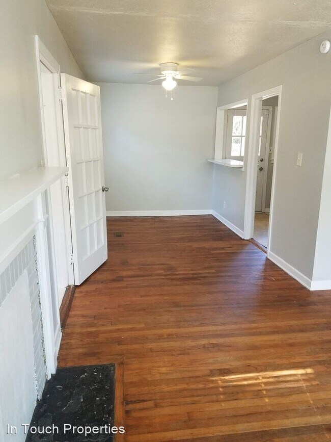 Building Photo - 2 br, 1 bath House - 332 Gonwood Cir