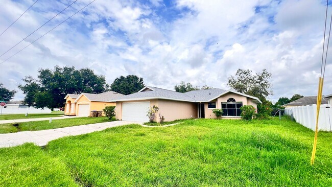Building Photo - Charming 3 Bedroom, 2 Bathroom Home in Kis...