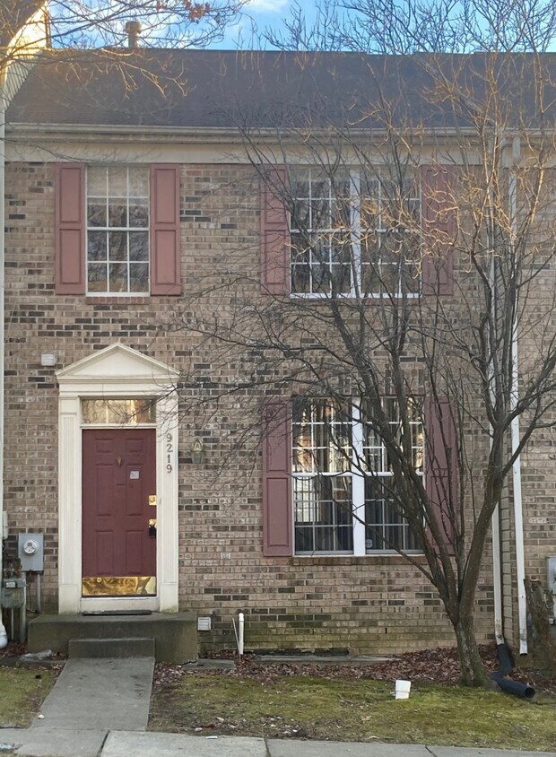 Foto principal - 9219 Owings Choice Ct