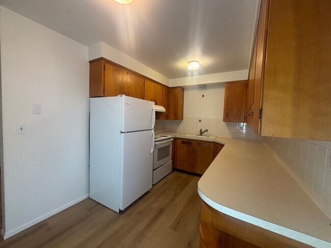 Foto del edificio - 948 N Montgomery Ave