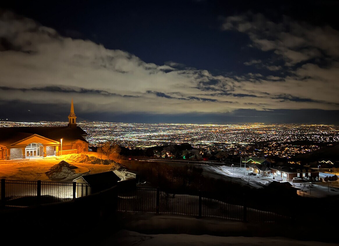 Photo - 1995 Aspen Grove Ct (Draper, UT)