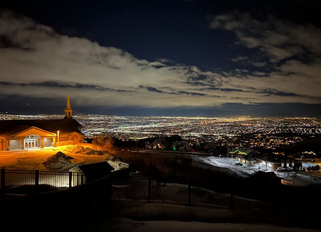 Photo - 1995 Aspen Grove Ct House