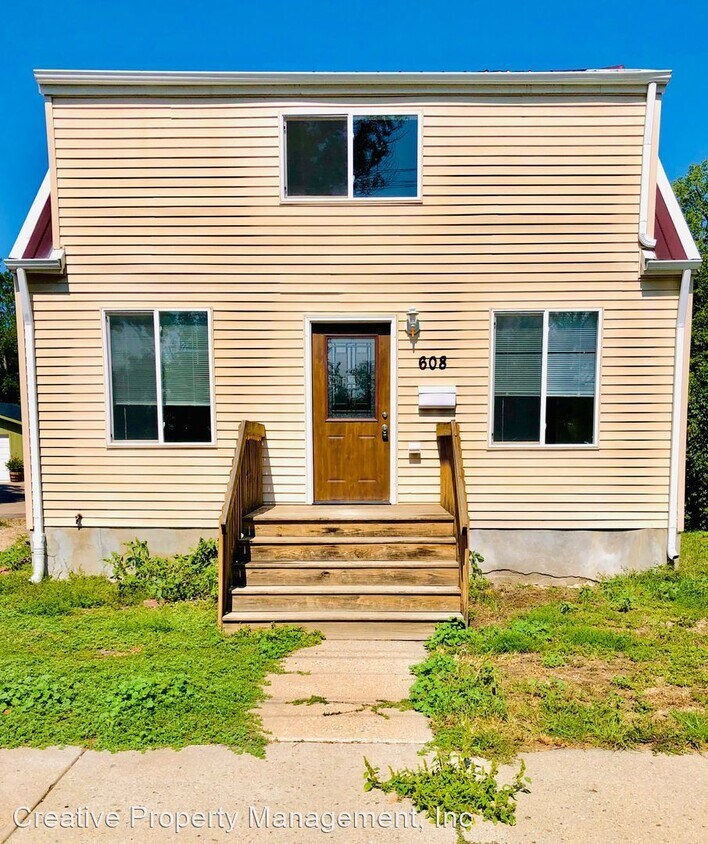 Primary Photo - 2 br, 2 bath House - 608 1st Ave NW