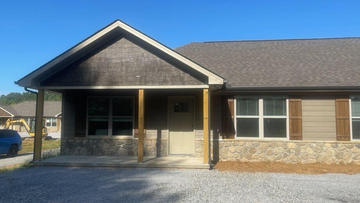 3879 Holders Grove Rd, Cosby, TN 37722 Townhome Rentals in Cosby TN