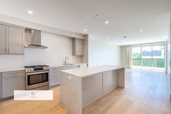 Building Photo - Quiet, Modern 2-Bed Home with Private Pati...