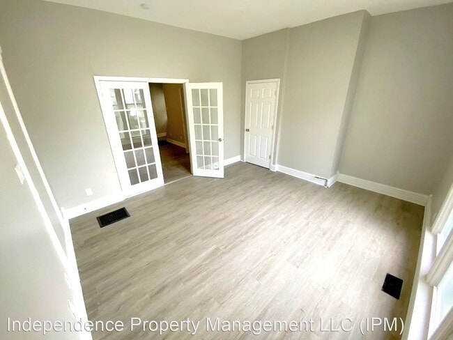 Building Photo - 4 br, 2 bath House - 61 S Torrence St.