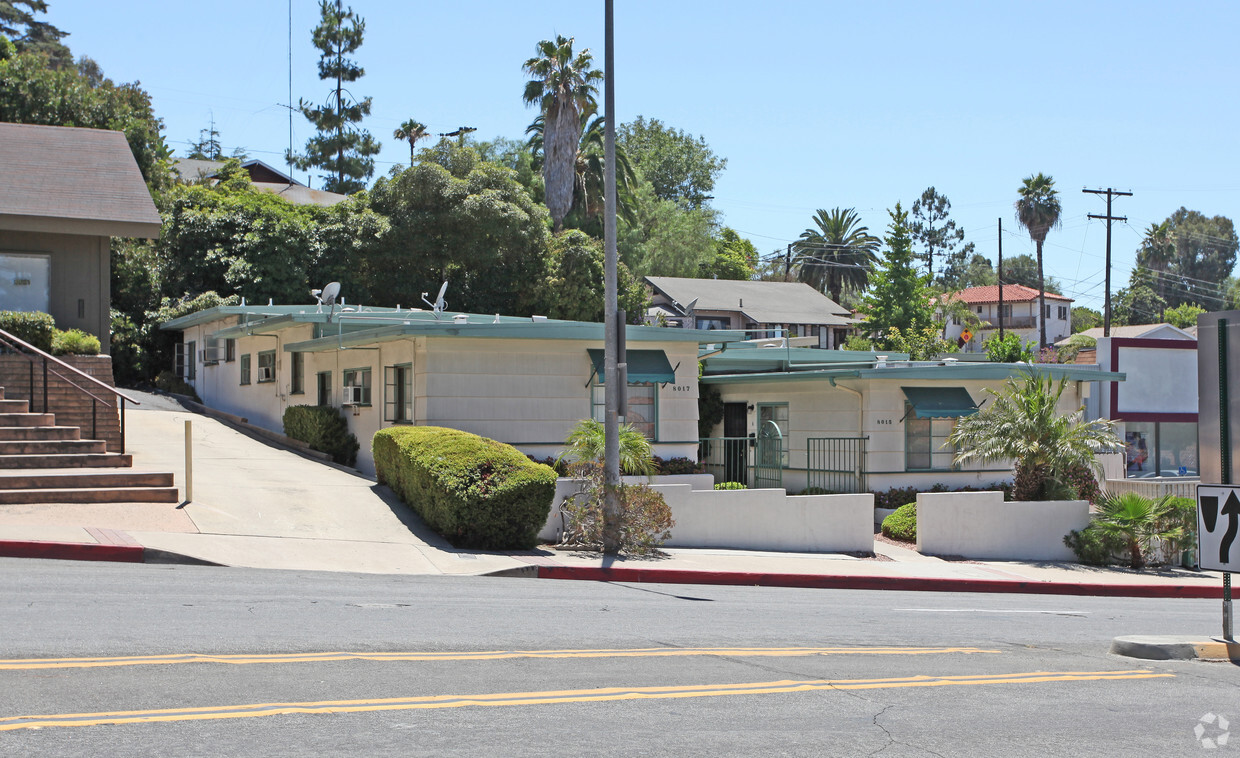 Building Photo - 8015 La Mesa Blvd