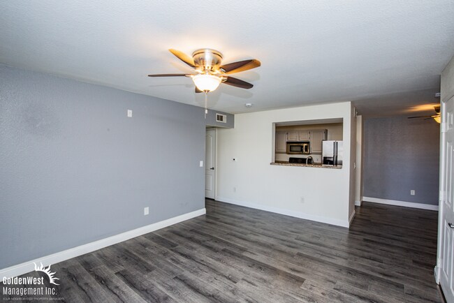 Foto del edificio - Stylish & Updated 1Bdm 1Ba Condo in Gated Community.