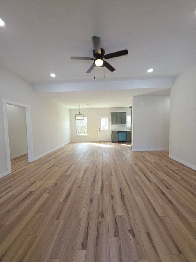 Foto del edificio - 1529 N 2nd St