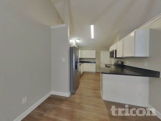 Building Photo - 956 Ashland Ave