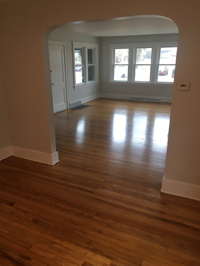 Building Photo - 3204 French St