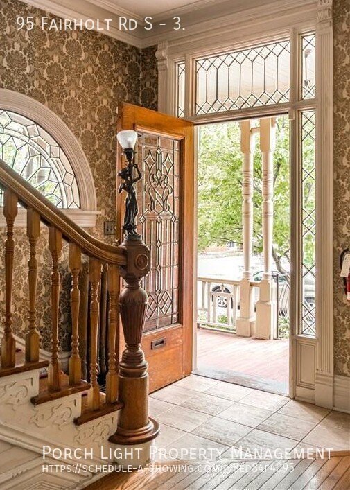 Building Photo - Absolute Show Stopper Victorian Apartment