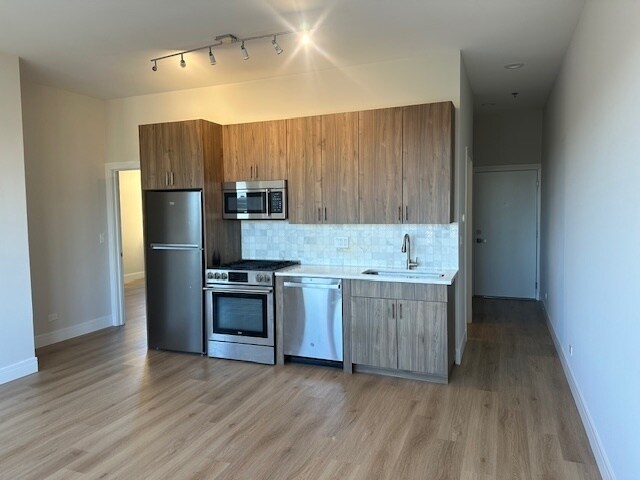 Foto del edificio - 4010 N Lincoln Ave