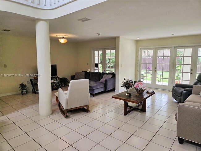Foto del edificio - 15591 SW 45th Terrace