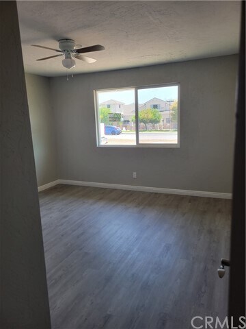 Foto del edificio - 41851 Kalmia St