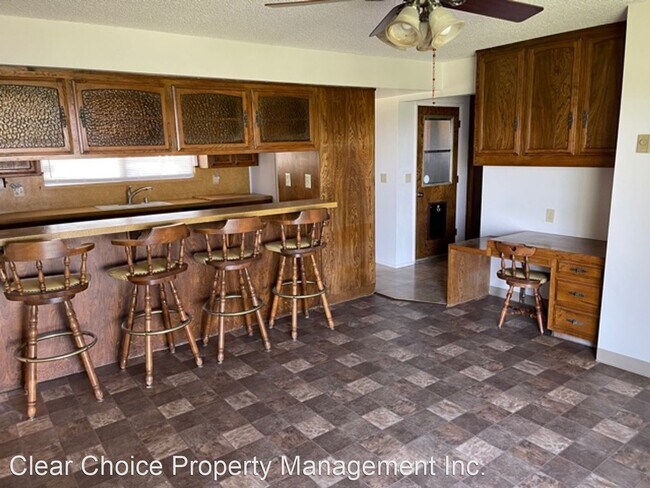 Foto del edificio - 3 br, 2 bath House - 1650 Kleck Rd