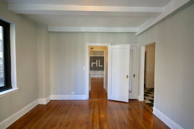 Building Photo - Waverly Place
