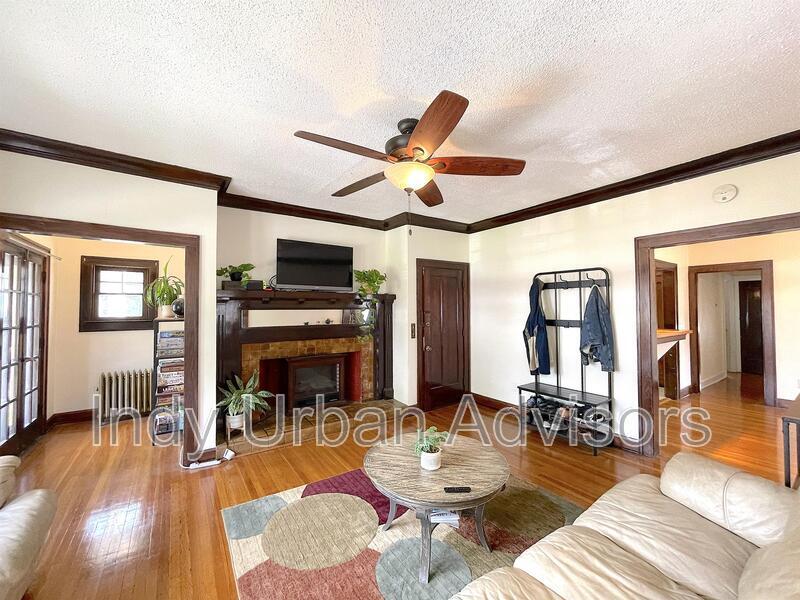 Primary Photo - 713 E 33rd St
