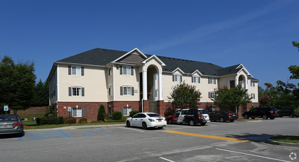 Cedarcrest Village Apartments in Lexington, SC