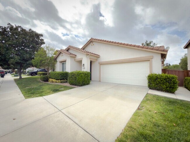 Foto del edificio - COMING SOON! Cute, Single Story Home For Rent In Temeku Hills!